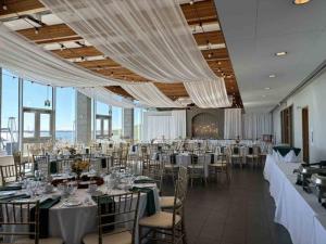 2024-Baxter-Wedding-at-Fort-Henry-Great-Hall-a