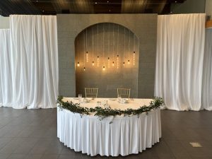 2025-Eves-Wedding-at-Fort-Henery-Great-Hall-b