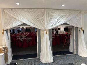 2025-Evening-With-Gala-at-Quality-Inn-f