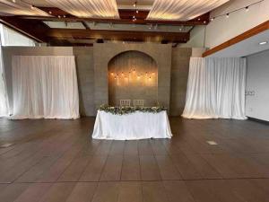 2025-Pasternak-Wedding-at-Fort-Henry-Great-Hall-b
