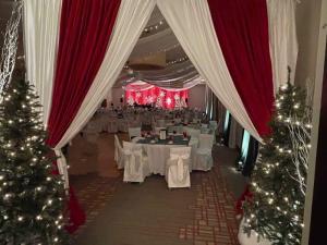 2022-Goodyear-Holiday-Party-at-Four-Points-Sheraton-d