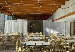 2022-Duffy-Wedding-at-Fort-Henry-Great-Hall
