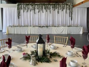2022-Hilton-Wedding-at-Fort-Henry-Great-Hall-d