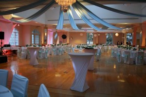 2010 Queen's University Commerce Formal at Ban Righ Hall d