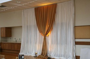 2013 Queen's University Commerce Formal at Ban Righ b (1)