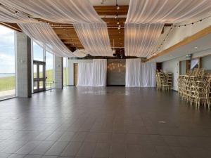 2023-Potter-Wedding-at-The-Great-Hall-Fort-Henry-a