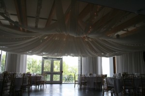 2016 VanVugt Wedding at Discovery Centre b